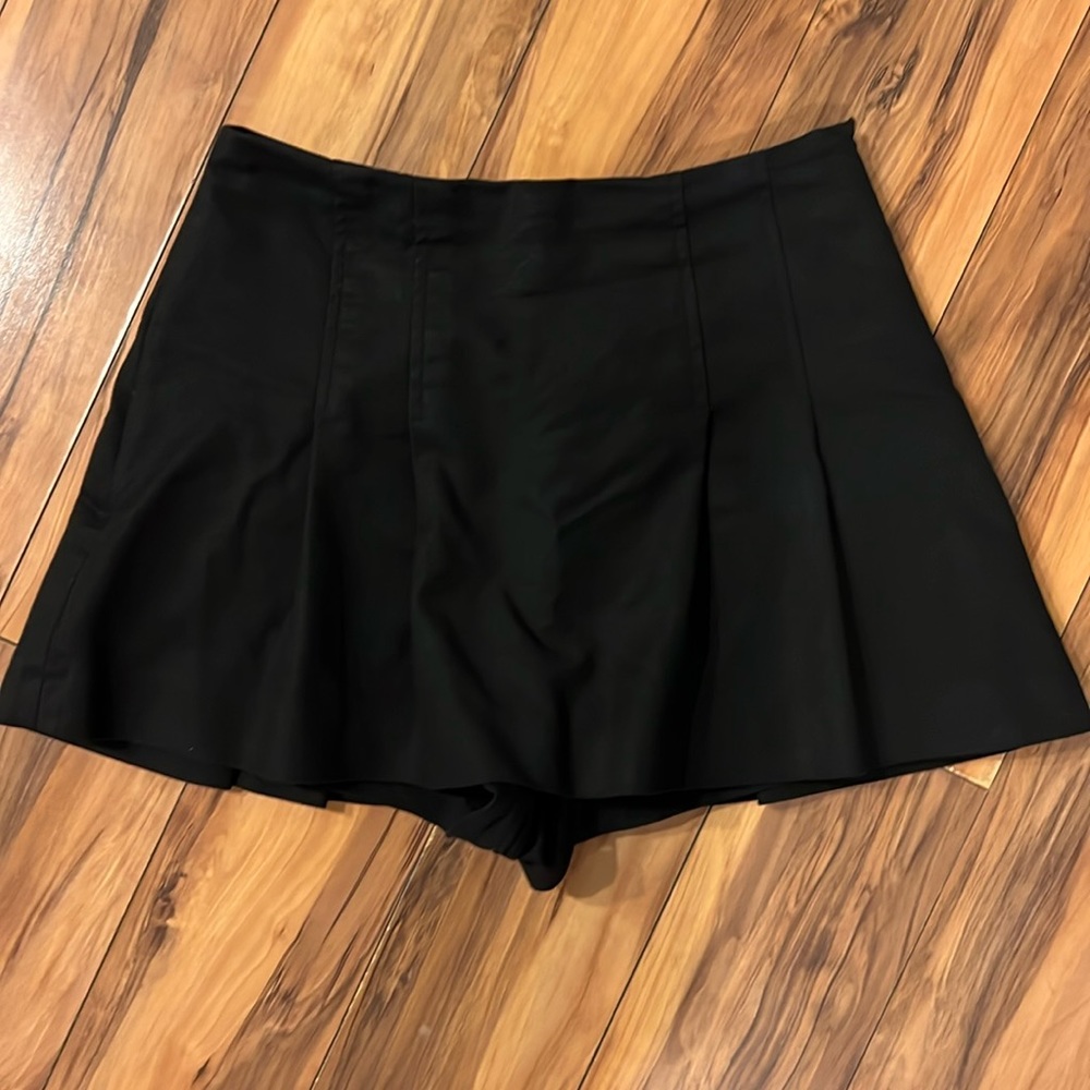 Zara Pleated Mini Skirt/Skort
